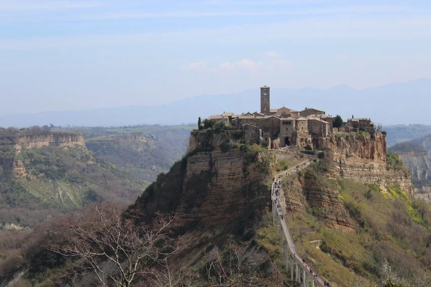 Civita di Bagnoregio, La città che muore
