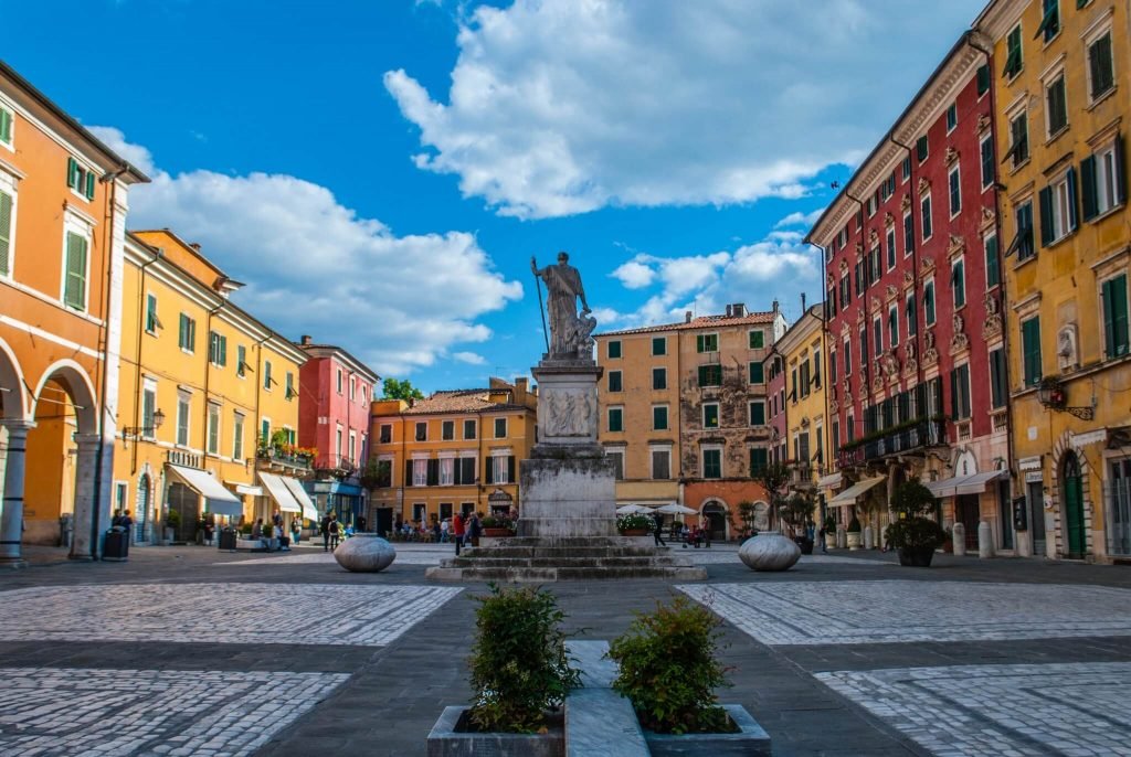 Piazza Alberica, centro storico di Carrara