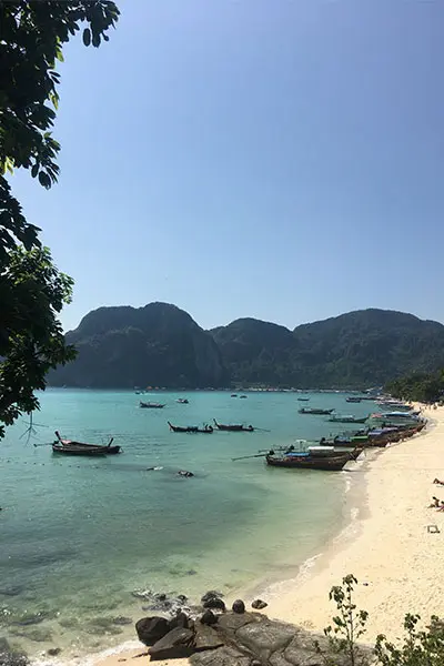 Phi_Phi_Islands