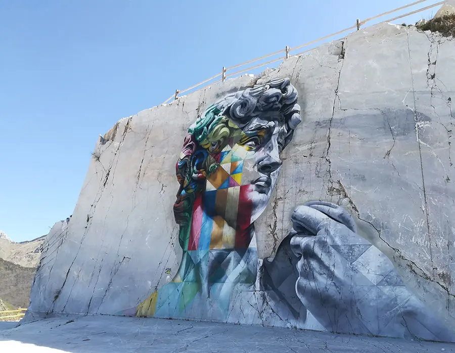Murale di Kobra alle cave di Carrara