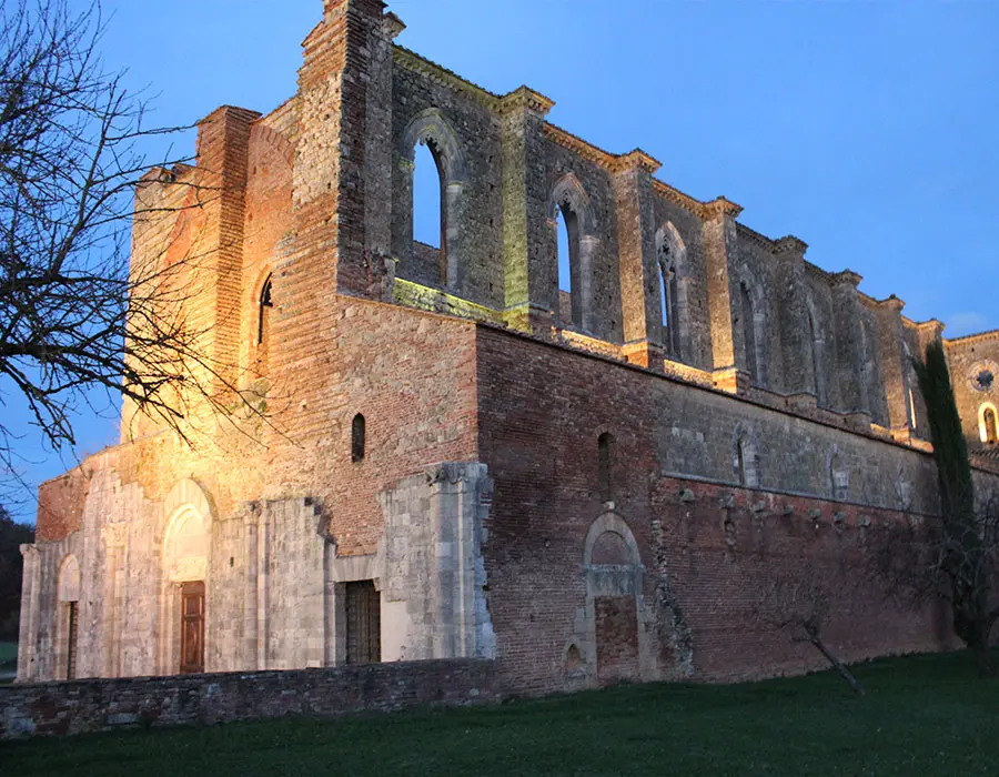 Abbazia di San Galgano in Toscana