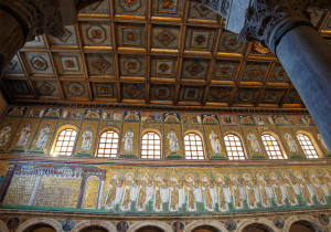 Cosa vedere a Ravenna, Basilica di Sant'Apollinare Nuovo