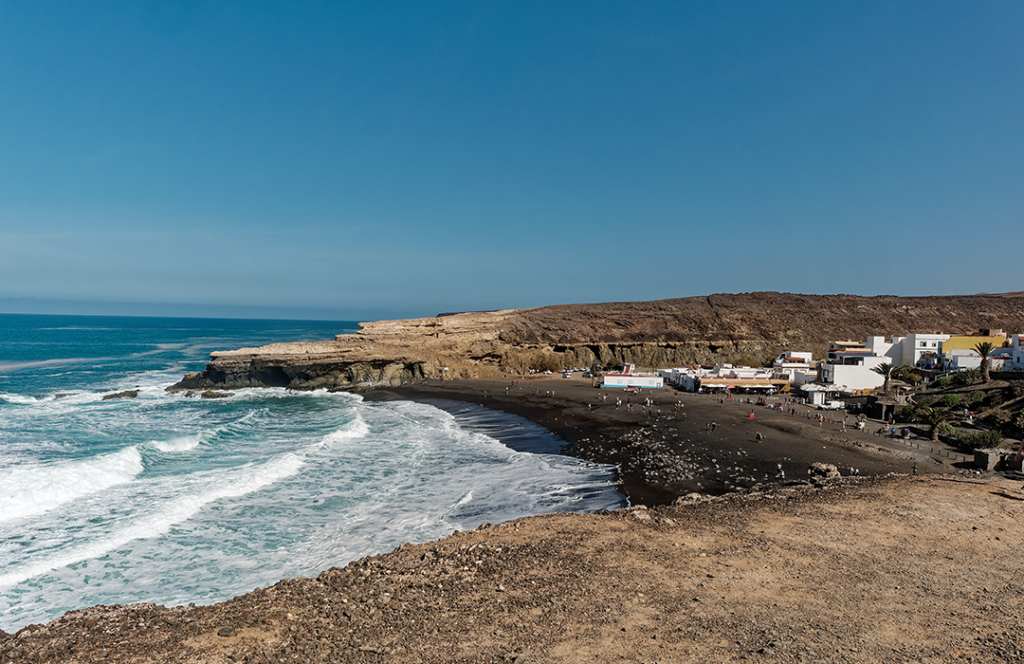 Ajuy e le spiagge vulcaniche di colore nero