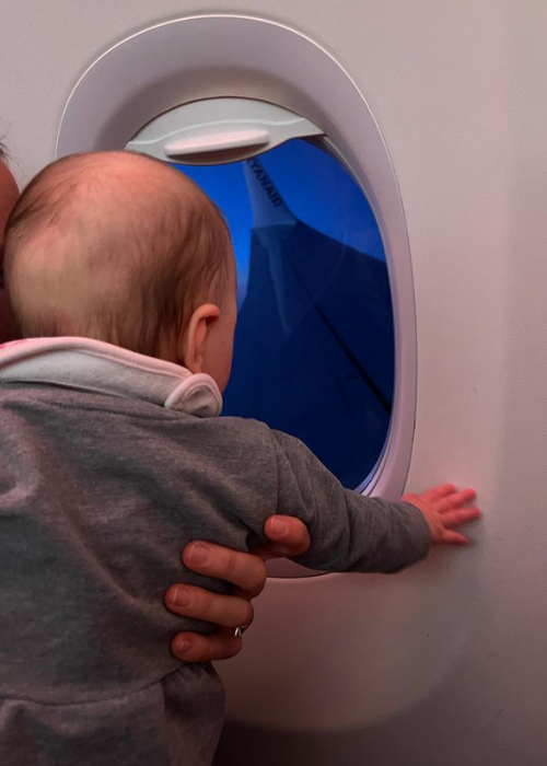 Cosa fare al primo volo di tuo figlio