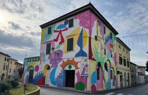 Murale Mina e Zosen a Riparbella