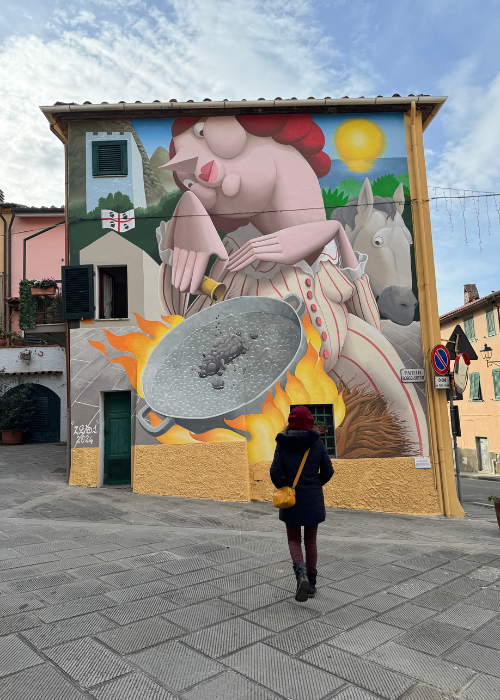 Murales di Zed01 a Riparbella, in Toscana